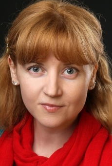 Яна Попова